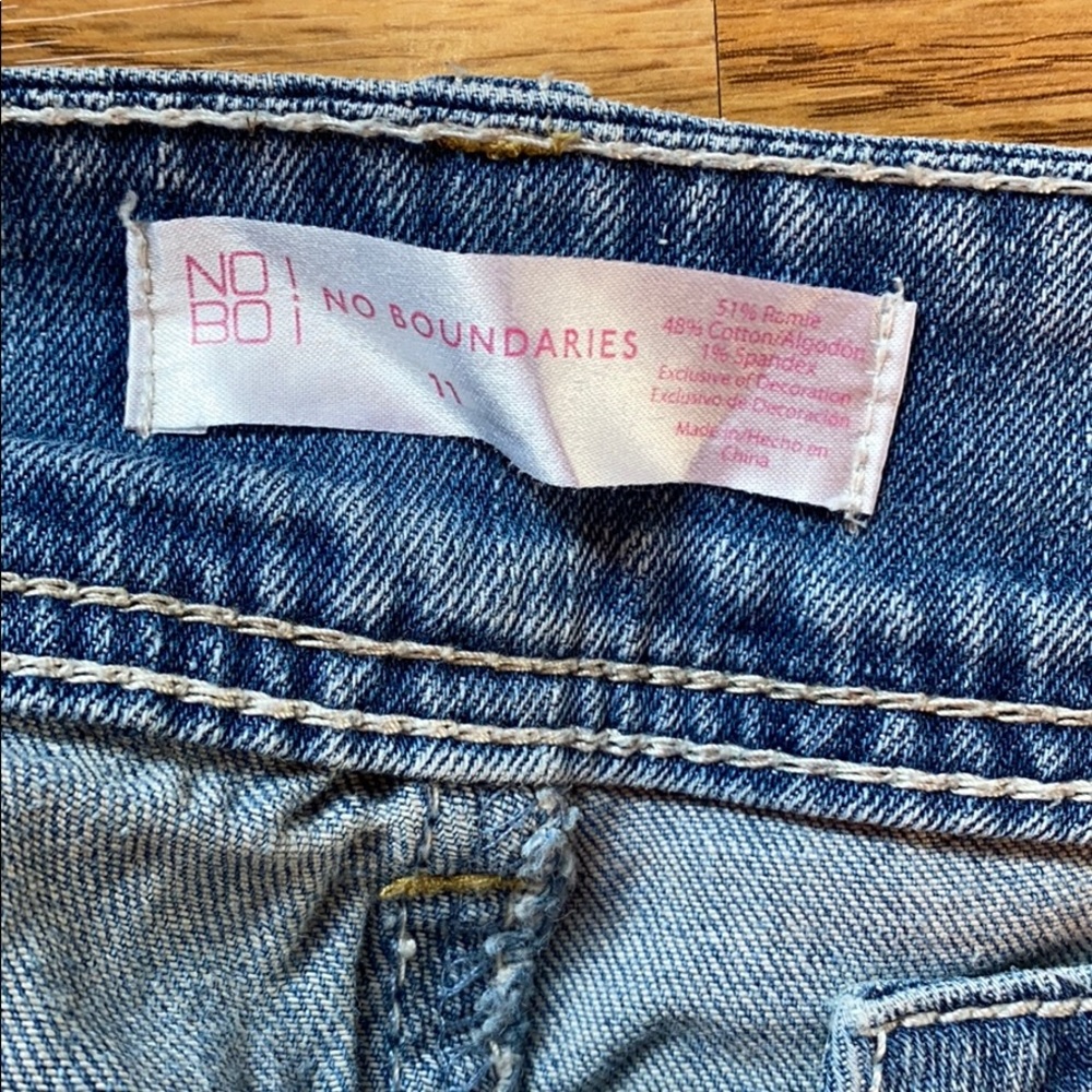 Capris - Picture 3 of 3